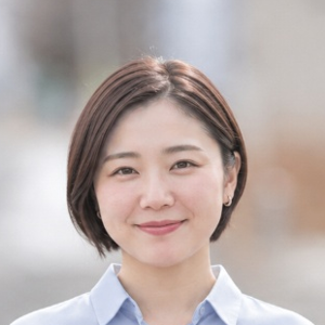 笑顔の女性