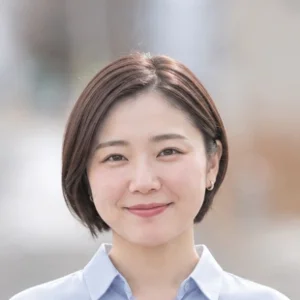 笑顔の女性